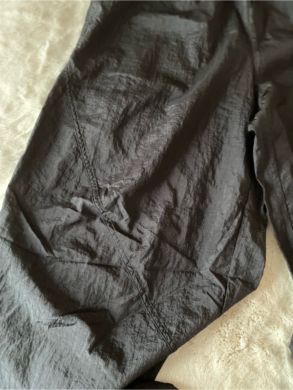 Athleta Lunar Sheen Utility mid rise nylon black pants - Picture 4 of 14